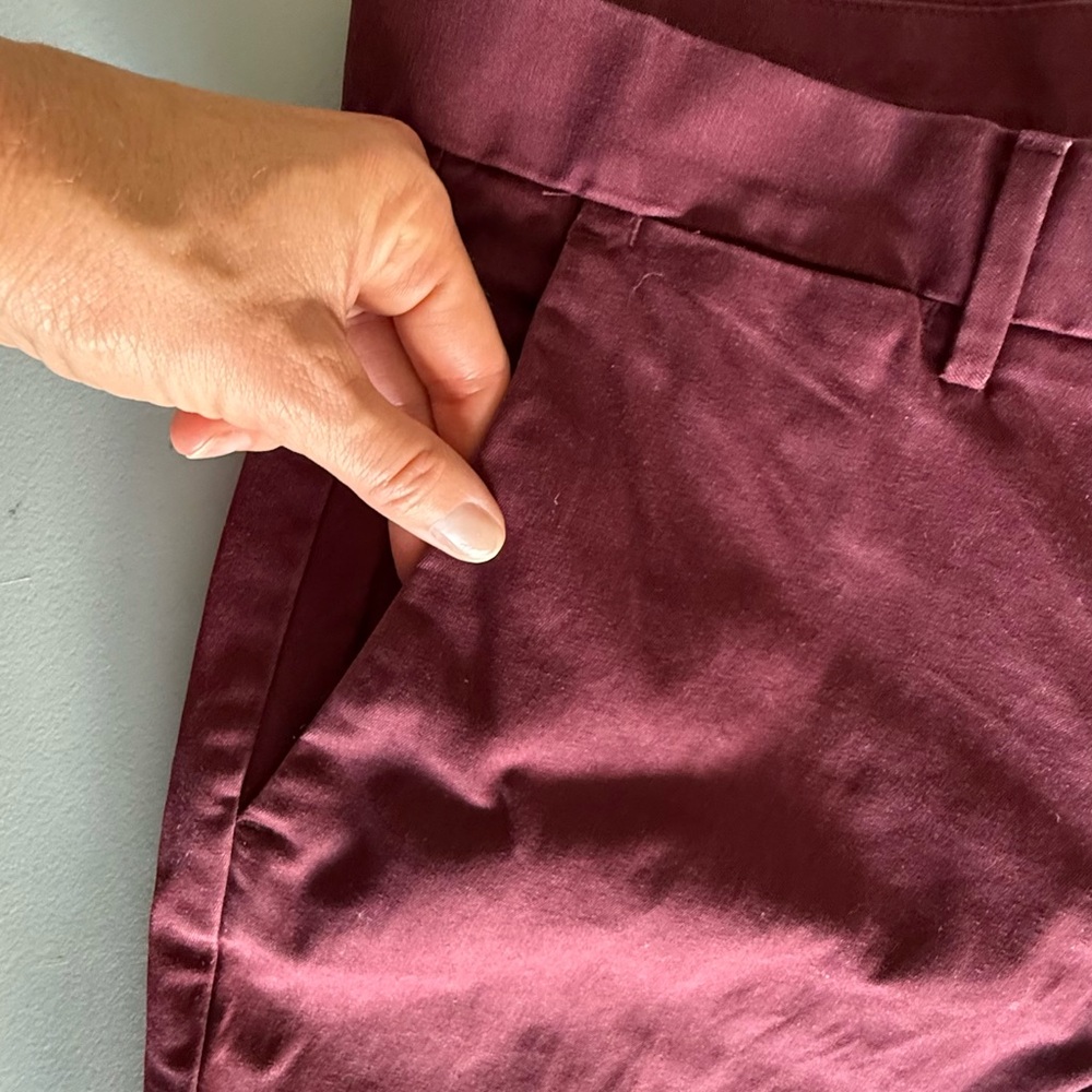 GAP Burgundy Red Chinos. Size W33 L32 Skinny. - Picture 3 of 6